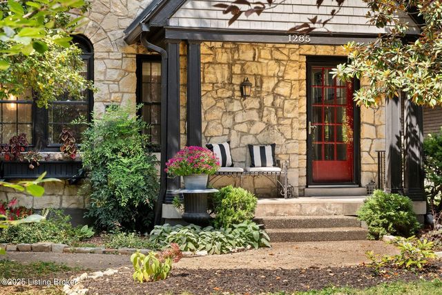 1285 Royal Ave, Louisville, KY 40204