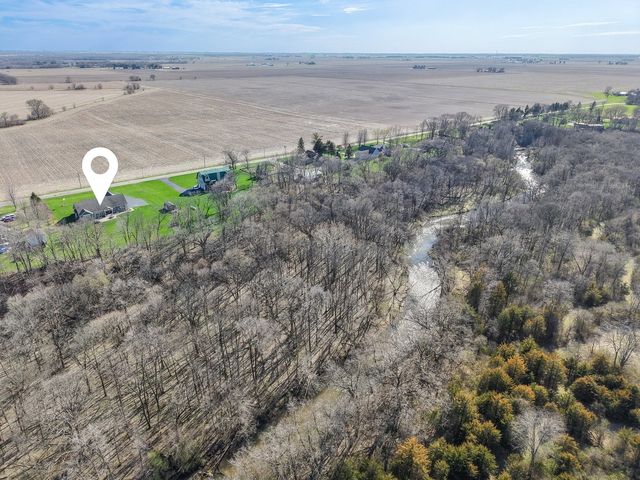15919 Burr Oak Road, Plano, IL 60545
