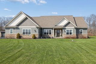 15919 Burr Oak Road, Plano, IL 60545