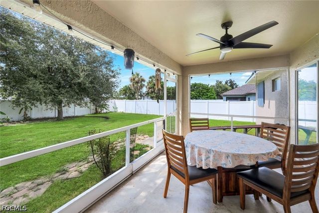 410 SW 7th CT, Cape Coral, FL 33991