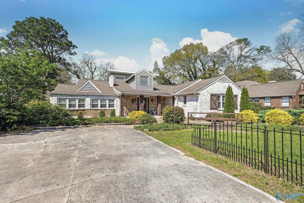 307 West Mann Avenue, Boaz, AL 35957