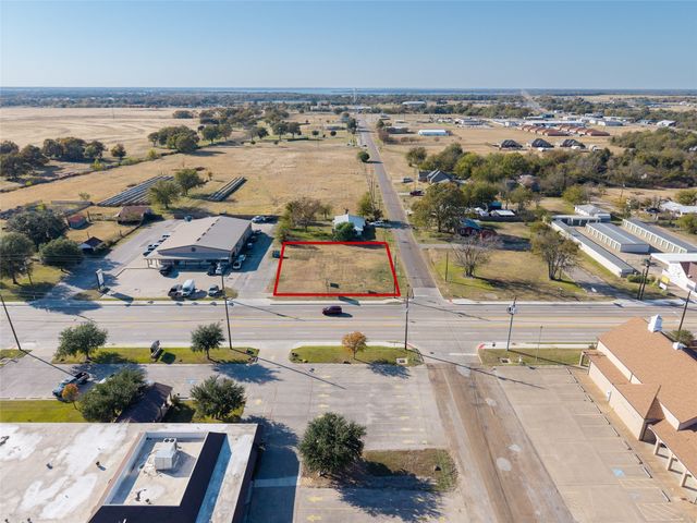 602 S 3rd Street, Mabank, TX 75147