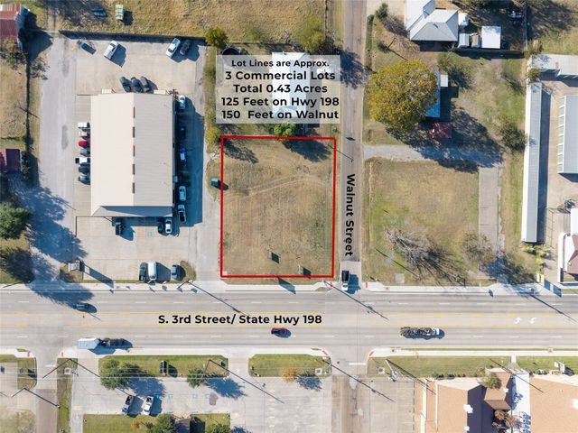 602 S 3rd Street, Mabank, TX 75147