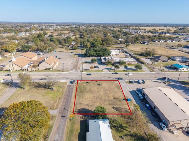 602 S 3rd Street, Mabank, TX 75147