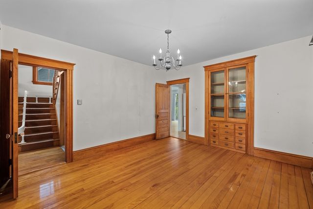 14 Circuit Ave E, Worcester, MA 01603