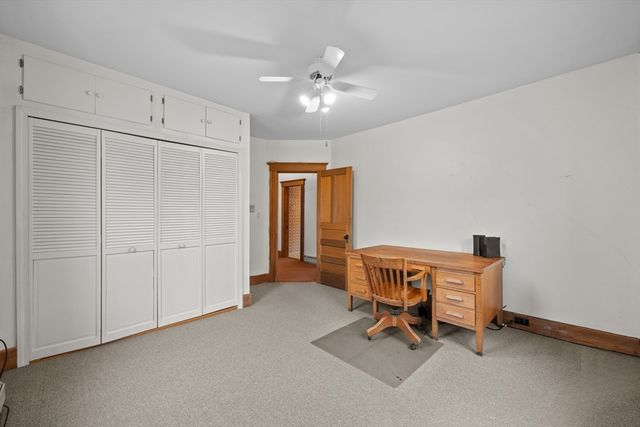 14 Circuit Ave E, Worcester, MA 01603