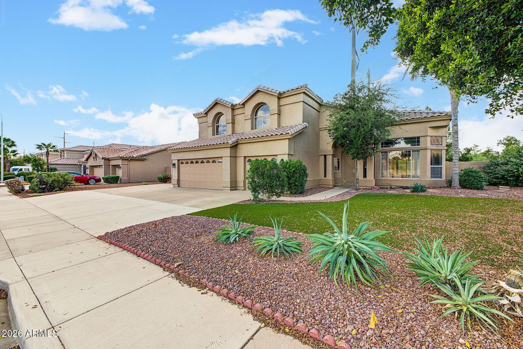 1172 N MCKEMY Avenue, Chandler, AZ 85226 — photo 3