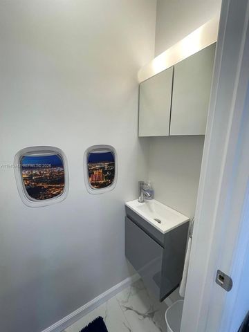 9065 Thunderbird Dr, Coral Springs, FL 33065