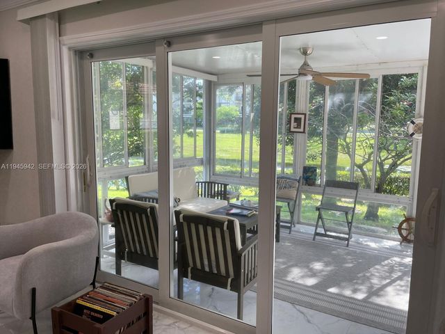 9065 Thunderbird Dr, Coral Springs, FL 33065