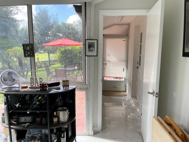 9065 Thunderbird Dr, Coral Springs, FL 33065