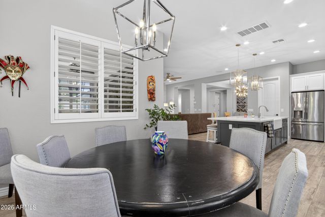 1177 E KINGBIRD Drive, Gilbert, AZ 85297