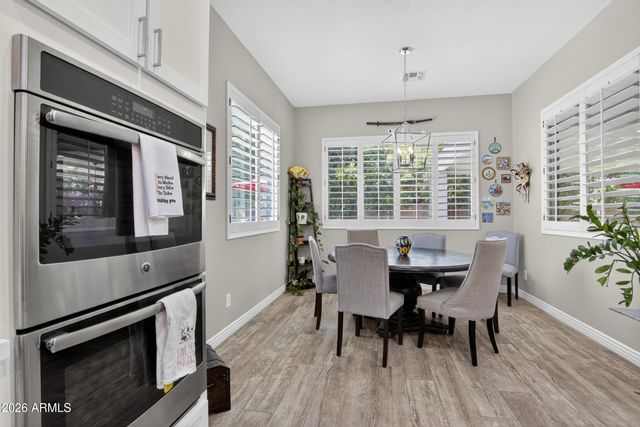 1177 E KINGBIRD Drive, Gilbert, AZ 85297