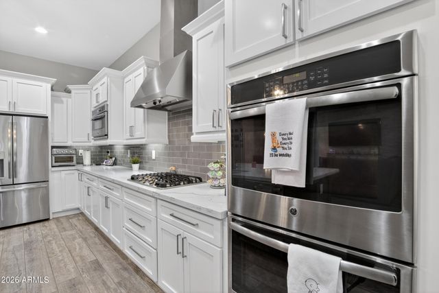 1177 E KINGBIRD Drive, Gilbert, AZ 85297