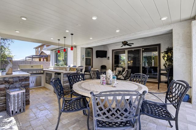 1177 E KINGBIRD Drive, Gilbert, AZ 85297