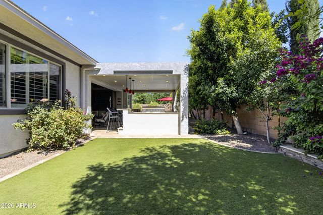 1177 E KINGBIRD Drive, Gilbert, AZ 85297