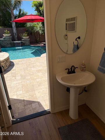 1177 E KINGBIRD Drive, Gilbert, AZ 85297