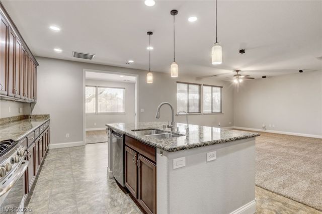 7116 Boomer Beach Street, Las Vegas, NV 89166