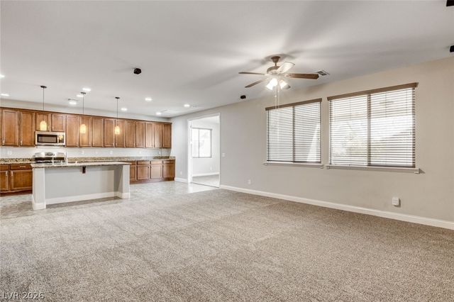 7116 Boomer Beach Street, Las Vegas, NV 89166