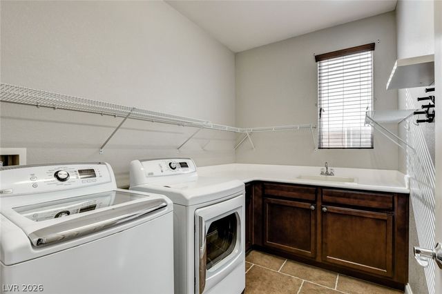 7116 Boomer Beach Street, Las Vegas, NV 89166