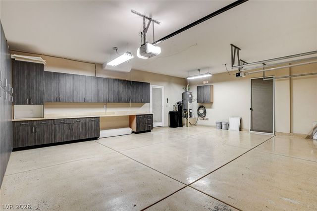 7116 Boomer Beach Street, Las Vegas, NV 89166