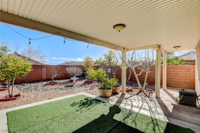 7116 Boomer Beach Street, Las Vegas, NV 89166