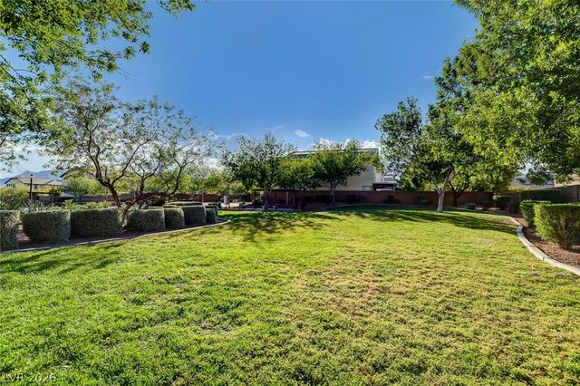 7116 Boomer Beach Street, Las Vegas, NV 89166