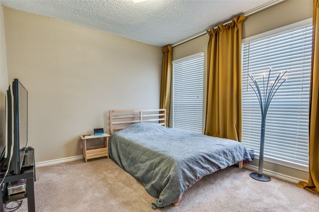 5302 Bradley Lane, Arlington, TX 76017