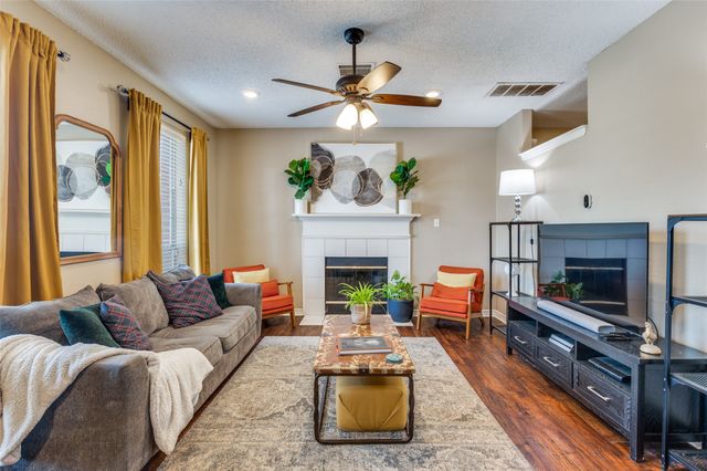 5302 Bradley Lane, Arlington, TX 76017