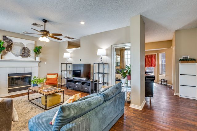 5302 Bradley Lane, Arlington, TX 76017