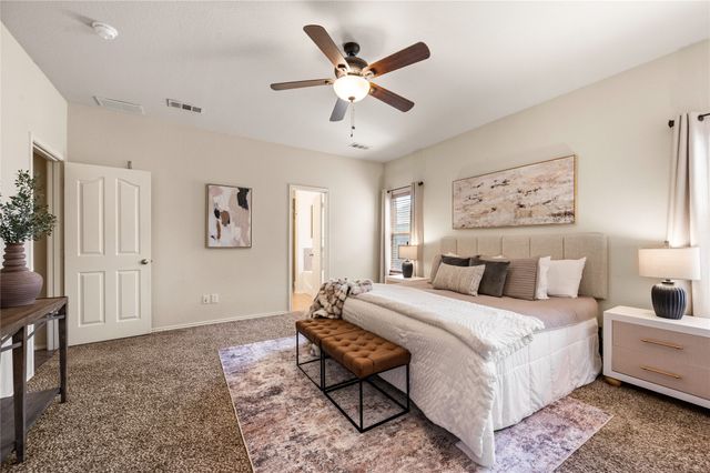 625 Tradewind Drive, Fort Worth, TX 76131