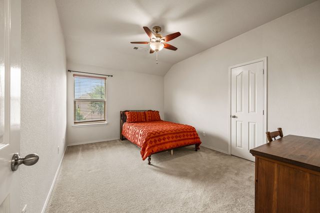 625 Tradewind Drive, Fort Worth, TX 76131