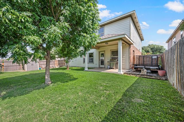 625 Tradewind Drive, Fort Worth, TX 76131