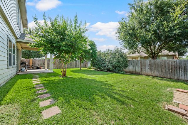 625 Tradewind Drive, Fort Worth, TX 76131