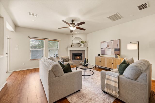 625 Tradewind Drive, Fort Worth, TX 76131