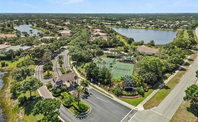 4989 SW Saint Creek Drive, Palm City, FL 34990