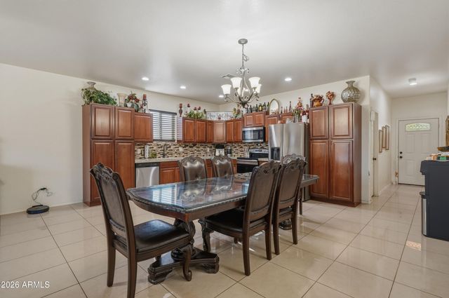 206 W RIO VISTA Lane, Avondale, AZ 85323