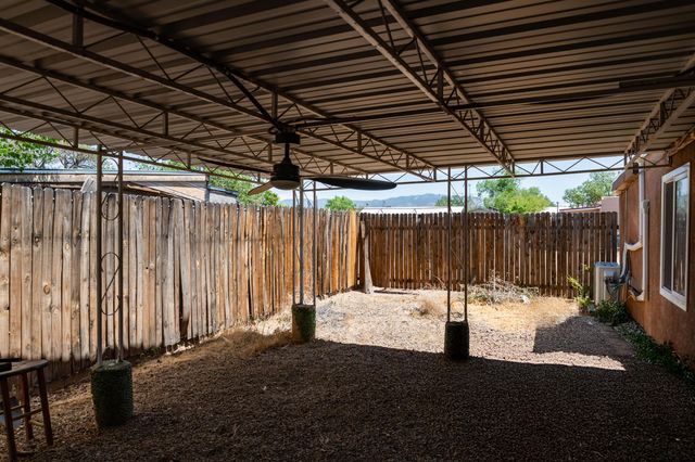 729 Prospect Avenue NW, Albuquerque, NM 87102