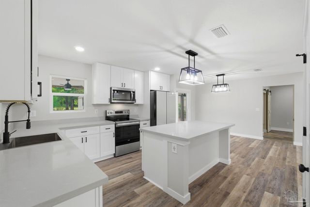 4722 Lanett Dr, Pensacola, FL 32526
