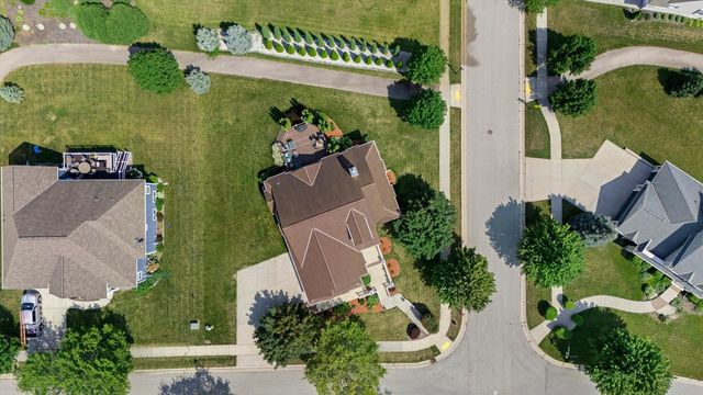 3022 Nostalgic COURT, Hubertus, WI 53033