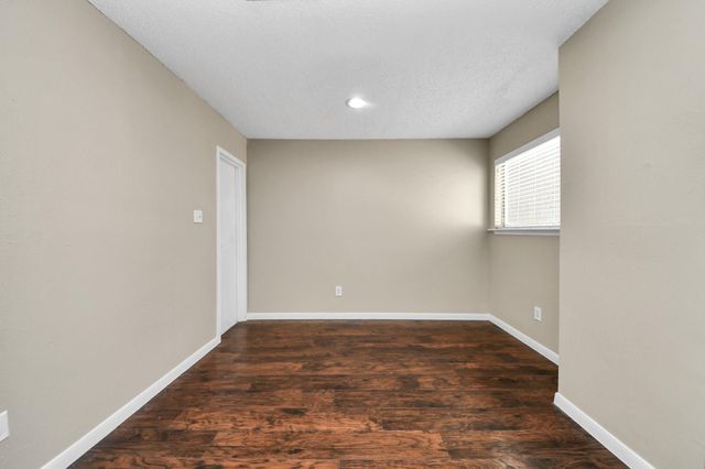 6601 Sands Point Drive 59, Houston, TX 77074