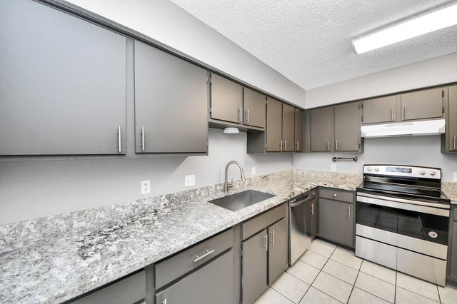 6601 Sands Point Drive 59, Houston, TX 77074