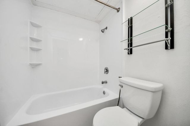 6601 Sands Point Drive 59, Houston, TX 77074