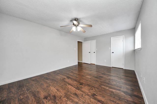 6601 Sands Point Drive 59, Houston, TX 77074