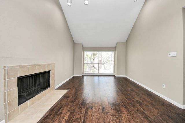 6601 Sands Point Drive 59, Houston, TX 77074