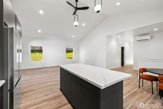 1215 Rolling Hills Drive, Port Angeles, WA 98363