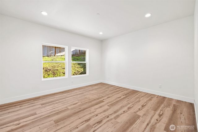 1215 Rolling Hills Drive, Port Angeles, WA 98363