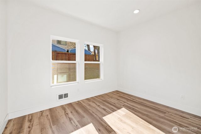 1215 Rolling Hills Drive, Port Angeles, WA 98363