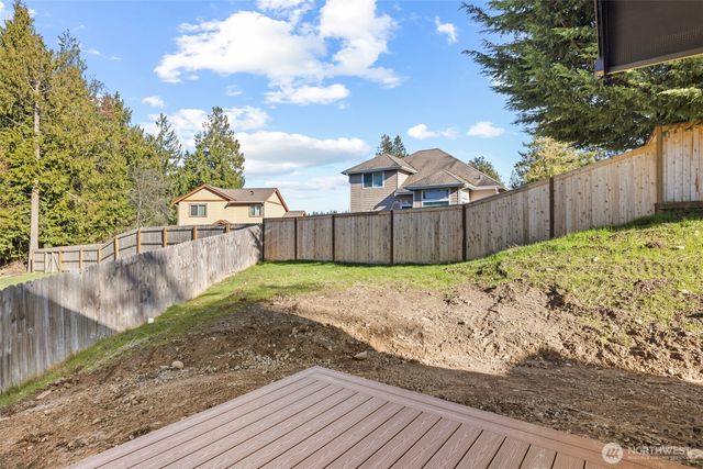 1215 Rolling Hills Drive, Port Angeles, WA 98363