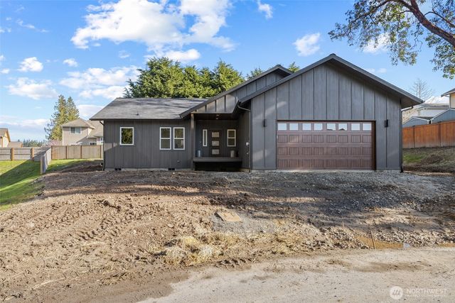 1215 Rolling Hills Drive, Port Angeles, WA 98363