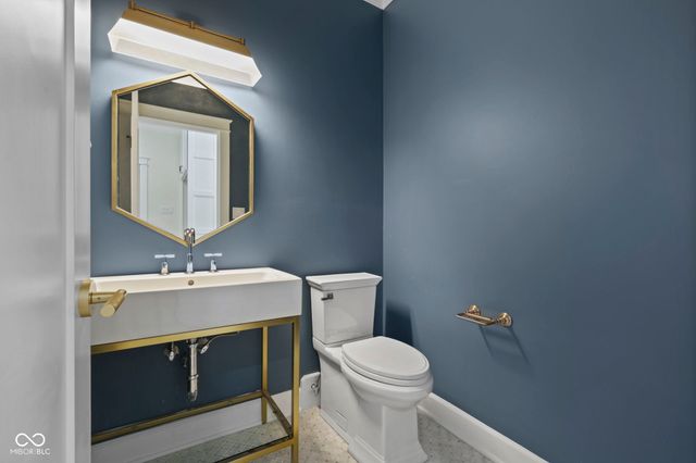 10707 Club Chase, Fishers, IN 46037